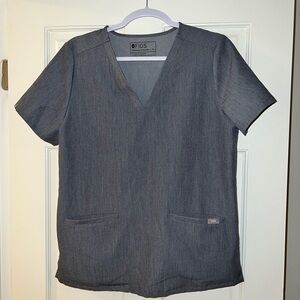 Figs casma scrub top